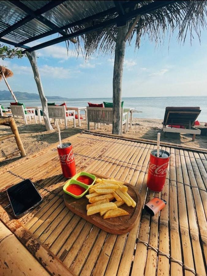 Why Not Bar And Bungalows #2 Pemenang Buitenkant foto
